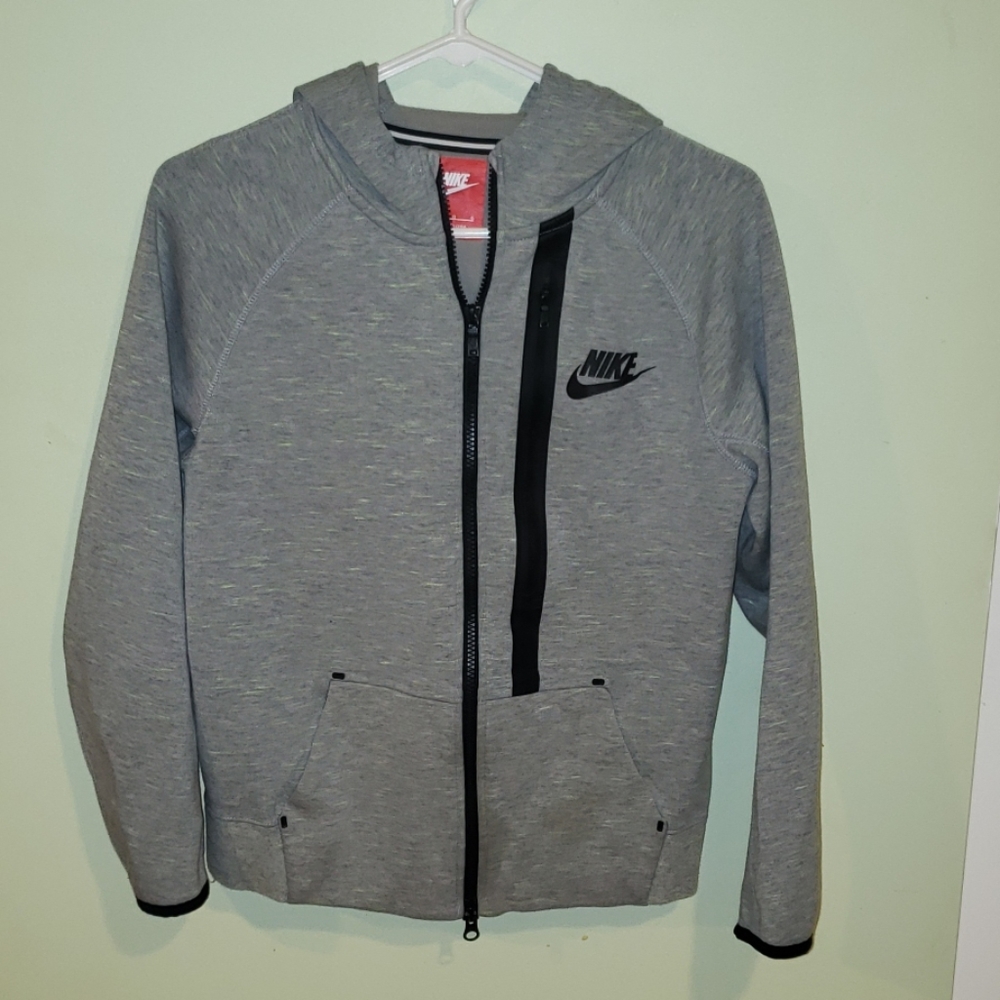 Nike sweater